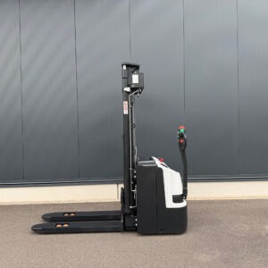 Bobcat Elektro Hochhubwagen BSL12N-i