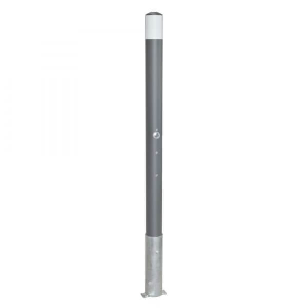 Herausnehmbarer, zylindrischer Metall-Sperrpfosten mit silbernem Sockel und weiß gerundetem Kopf auf weißem Hintergrund.